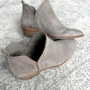 Sam Edelman suede ankle boots, size 8.5